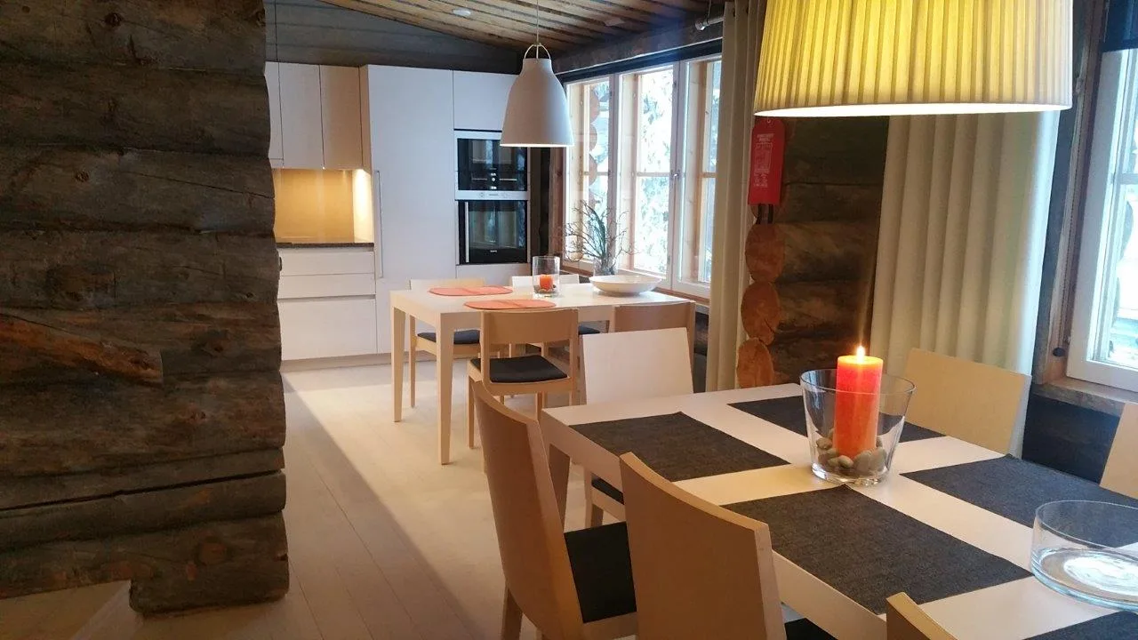 Kelohuvilan keittiö (1)